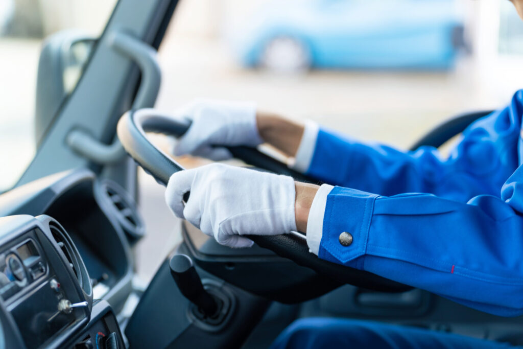 健診バス運転手